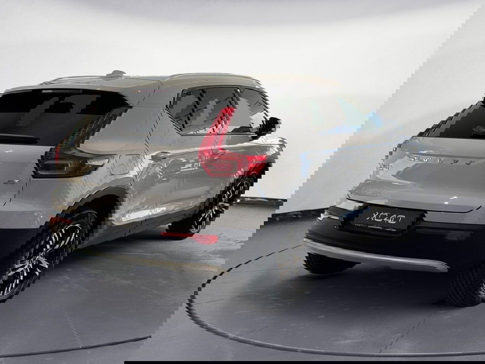 Volvo XC40 nuova a Como (6)