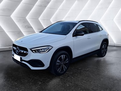 Mercedes-Benz GLA SUV 180 d Automatic Sport Plus del 2022 usata a Salerno