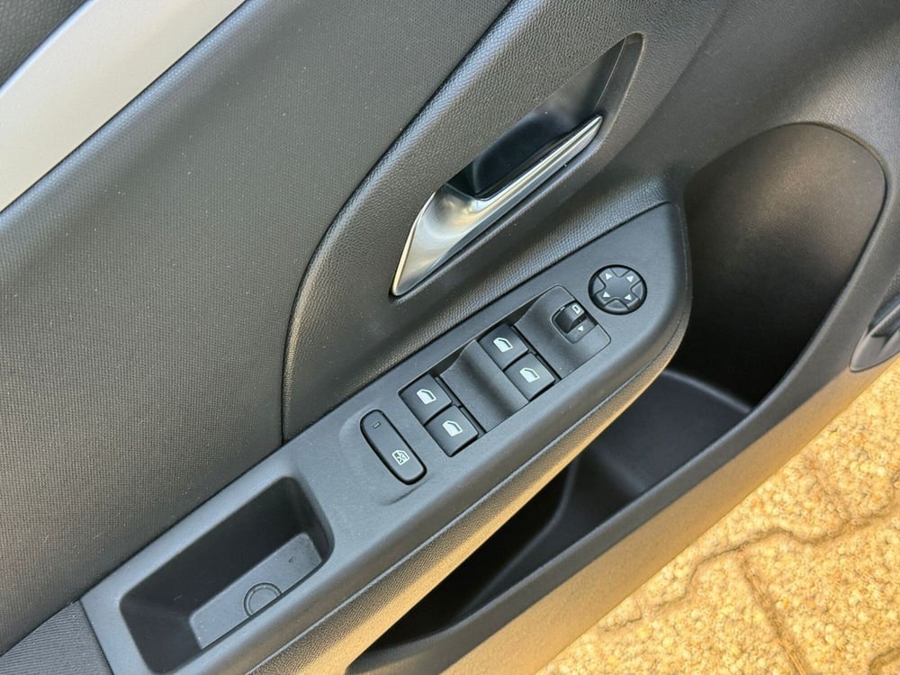 Opel Corsa usata a Pavia (8)