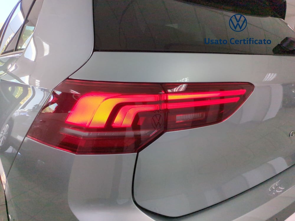 Volkswagen Golf nuova a Benevento (12)
