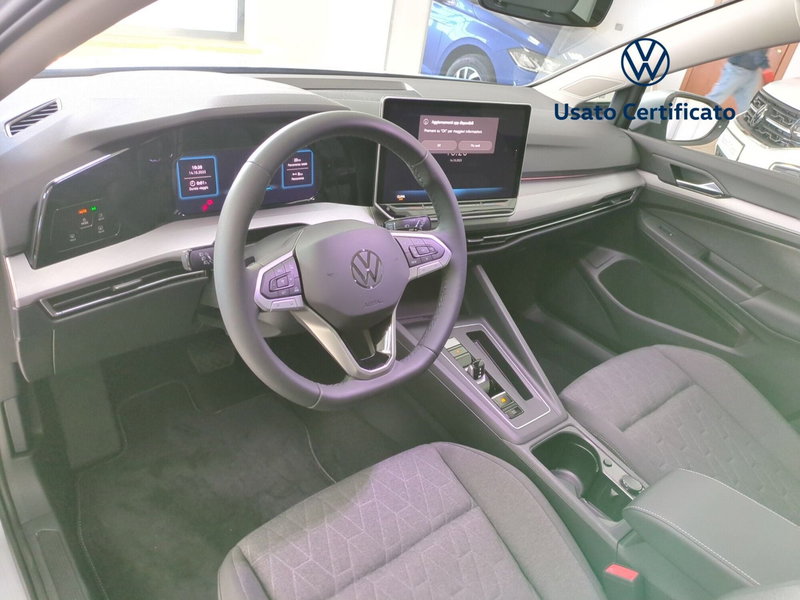 Volkswagen Golf nuova a Benevento (14)
