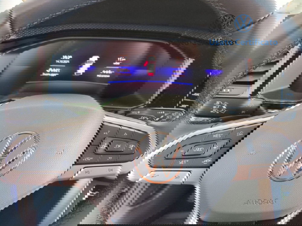 Volkswagen Polo nuova a Benevento (15)