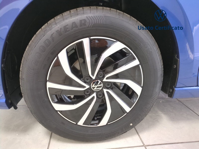 Volkswagen Polo nuova a Benevento (9)