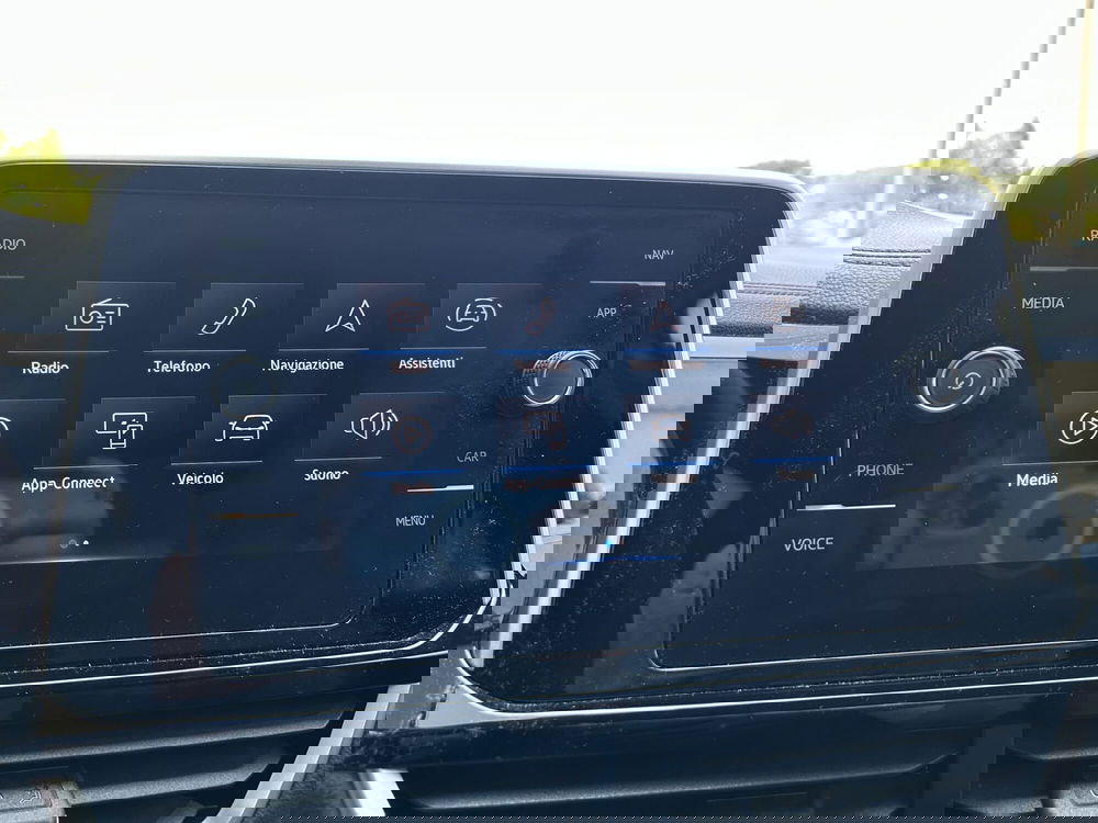 Volkswagen T-Roc usata a Avellino (12)