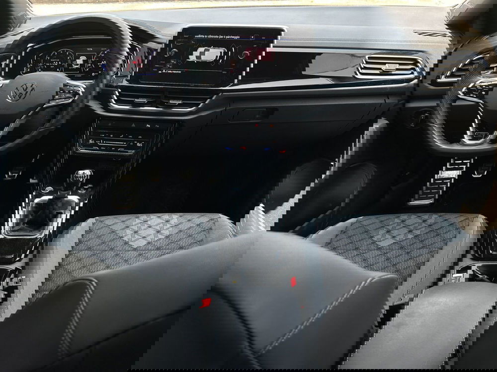 Volkswagen T-Roc usata a Avellino (17)