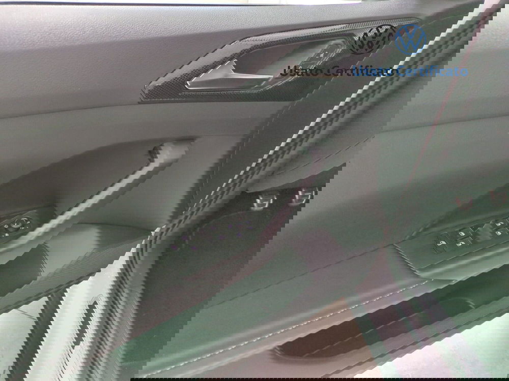 Volkswagen T-Cross nuova a Benevento (15)