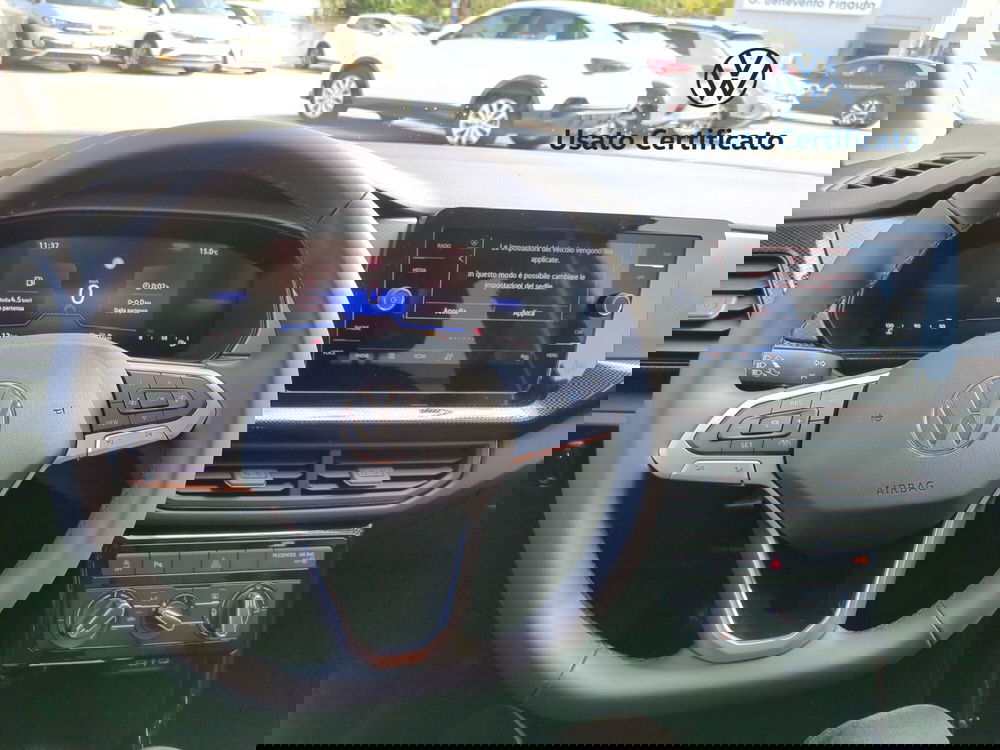 Volkswagen T-Cross nuova a Benevento (12)