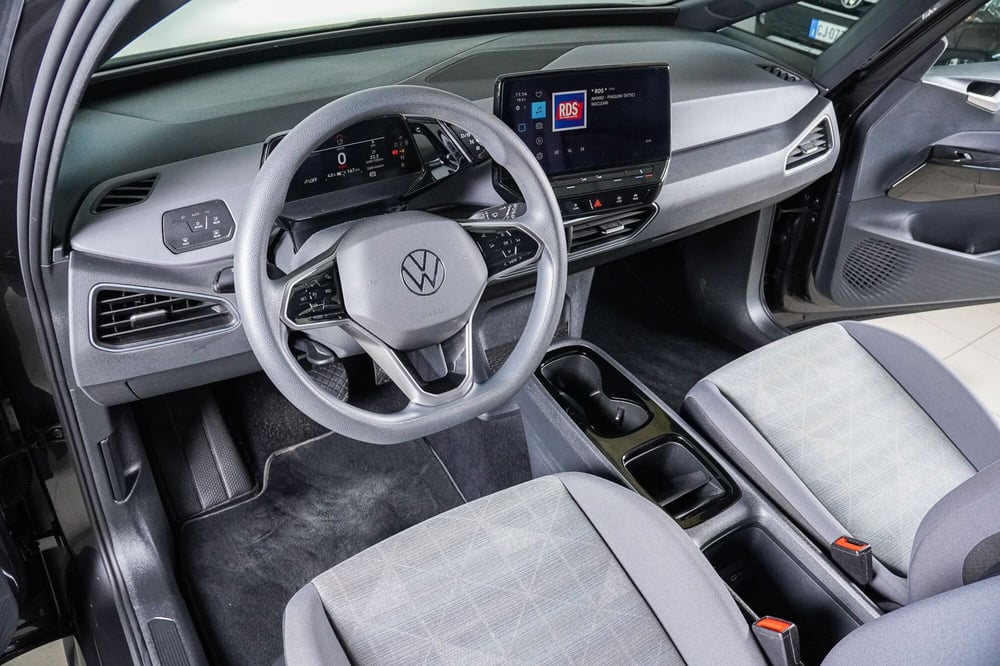 Volkswagen ID.3 usata a Perugia (13)
