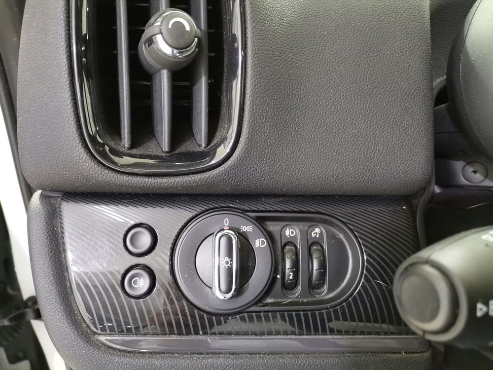 MINI Mini Countryman usata a Salerno (20)