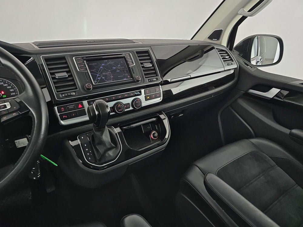 Volkswagen Multivan usata a Alessandria (11)
