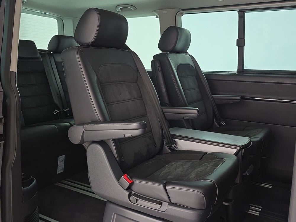 Volkswagen Multivan usata a Alessandria (13)