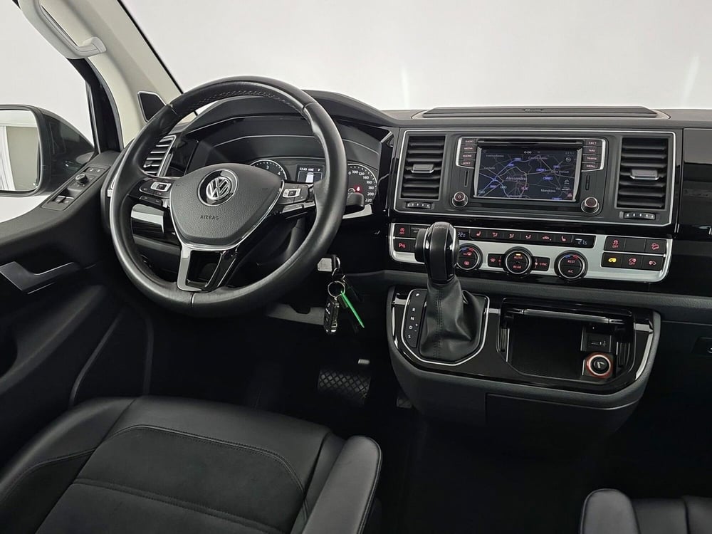 Volkswagen Multivan usata a Alessandria (9)