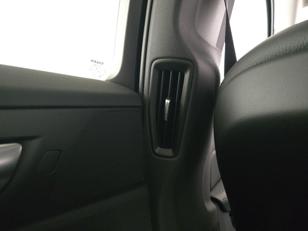 Volvo V60 Cross Country usata a Alessandria (18)