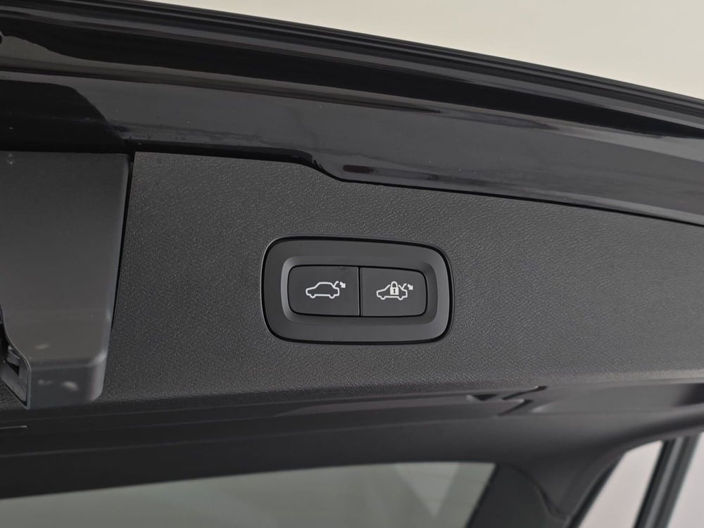 Volvo V60 Cross Country usata a Alessandria (9)