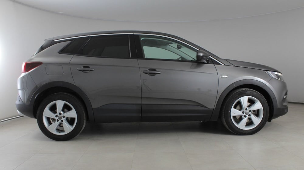 Opel Grandland X usata a Palermo (4)
