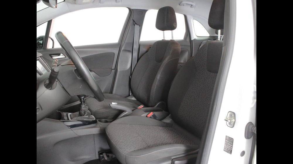 Opel Crossland usata a Palermo (11)