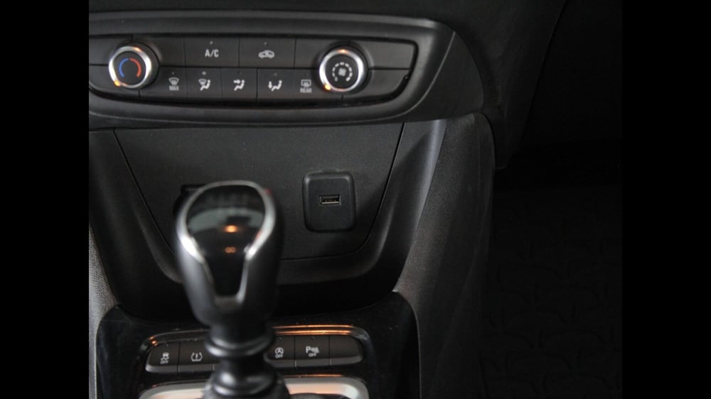 Opel Crossland usata a Palermo (14)