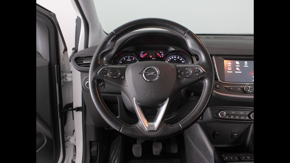 Opel Crossland usata a Palermo (9)