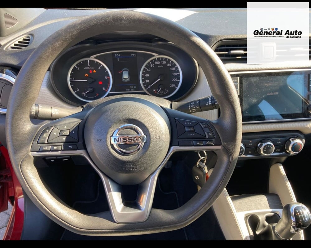 Nissan Micra usata a Lucca (10)