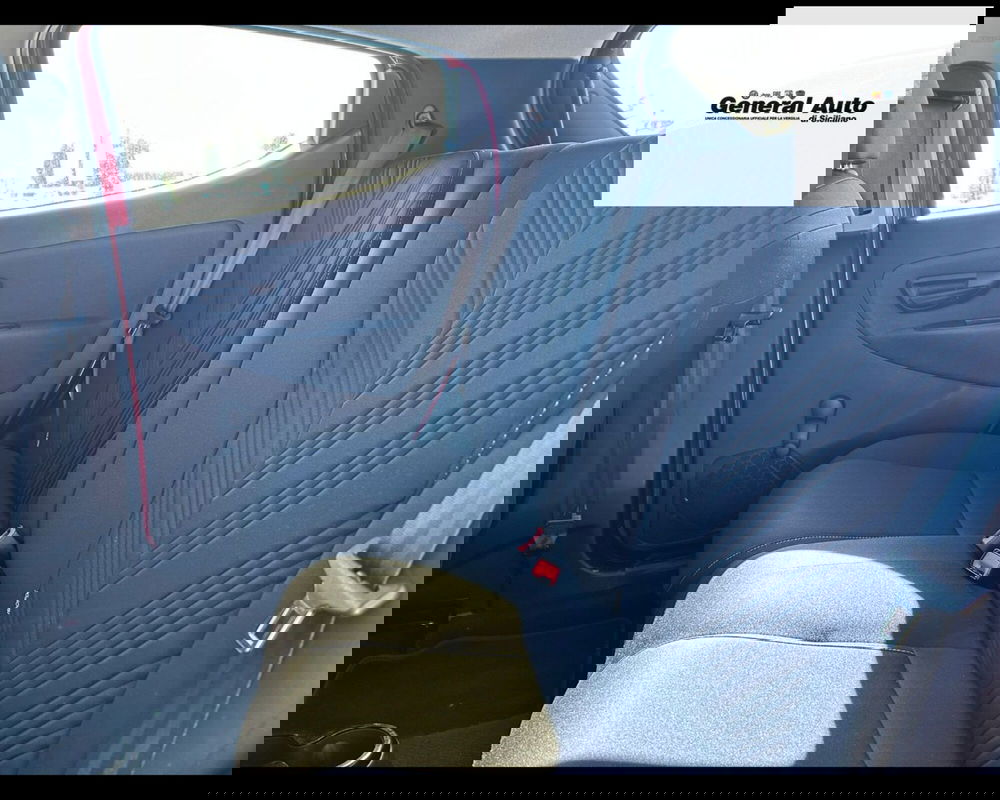 Lancia Ypsilon usata a Lucca (13)