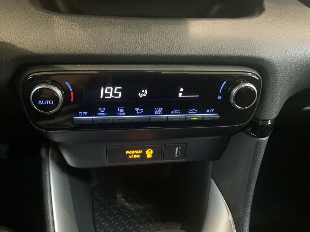 Toyota Yaris usata a Vercelli (4)