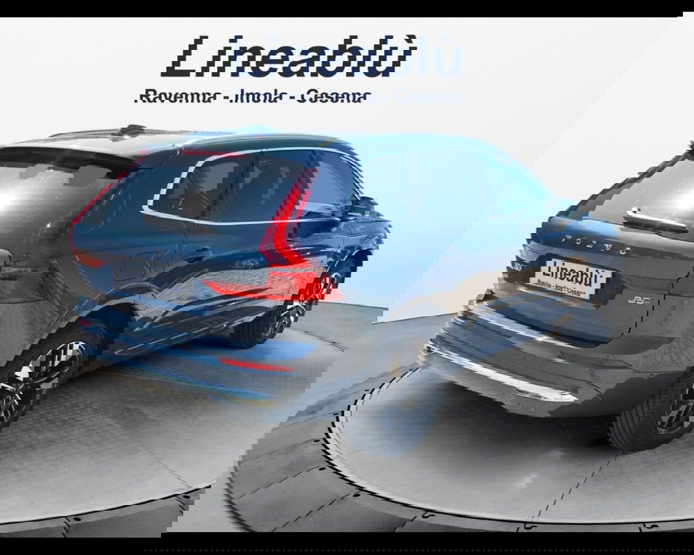 Volvo XC60 nuova a Ravenna (5)