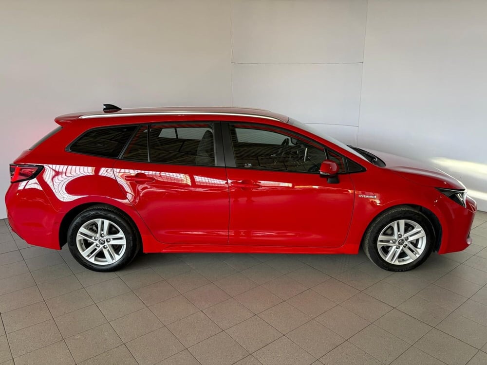 Toyota Corolla Touring Sports usata a Monza e Brianza (7)