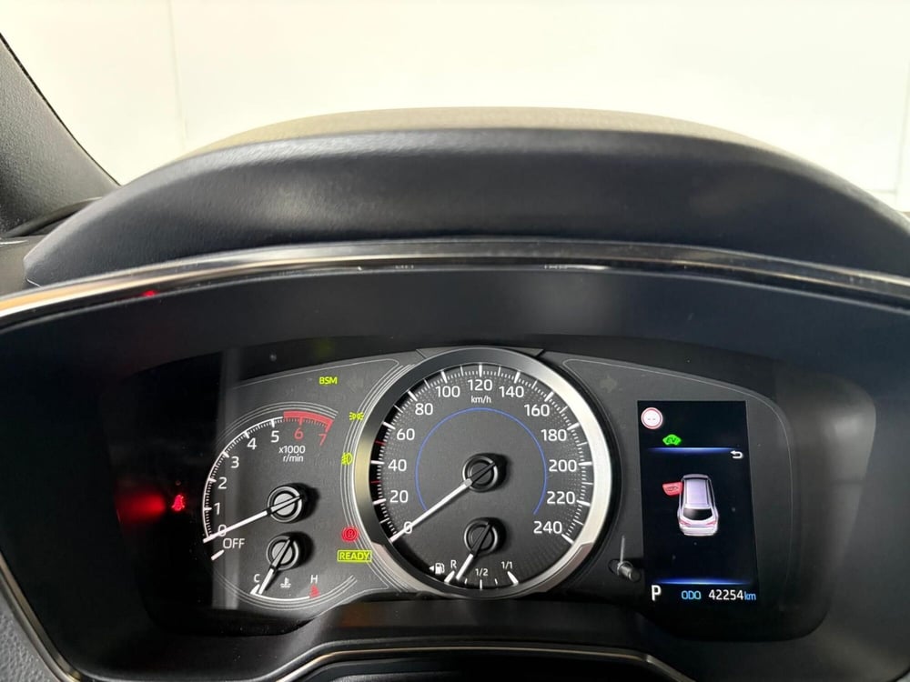 Toyota Corolla Touring Sports usata a Monza e Brianza (8)