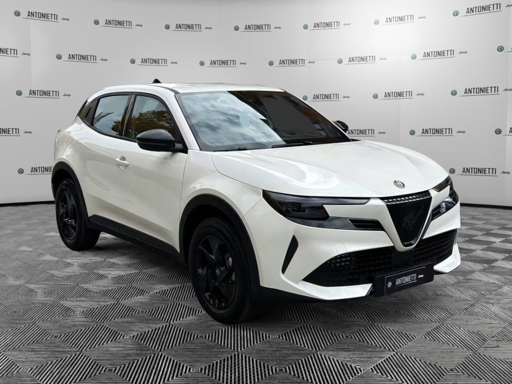 Alfa Romeo Junior nuova a Ancona (3)
