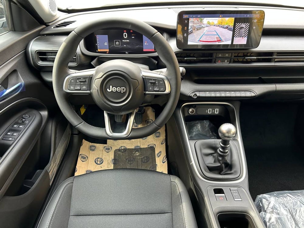 Jeep Avenger nuova a Ancona (12)