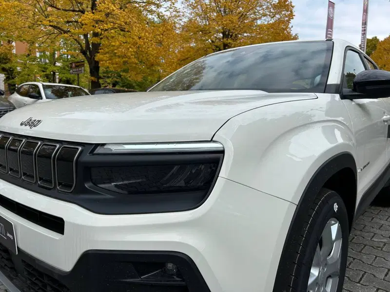 Jeep Avenger nuova a Ancona (15)