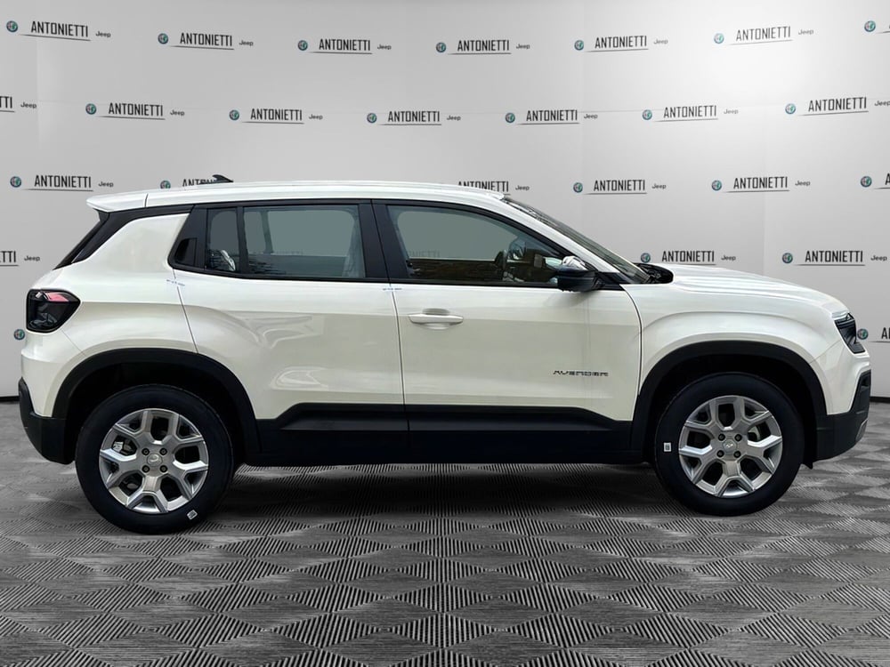 Jeep Avenger nuova a Ancona (4)