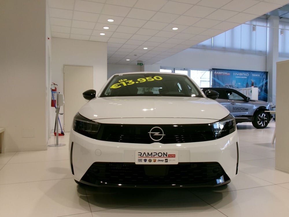 Opel Corsa nuova a Venezia (6)