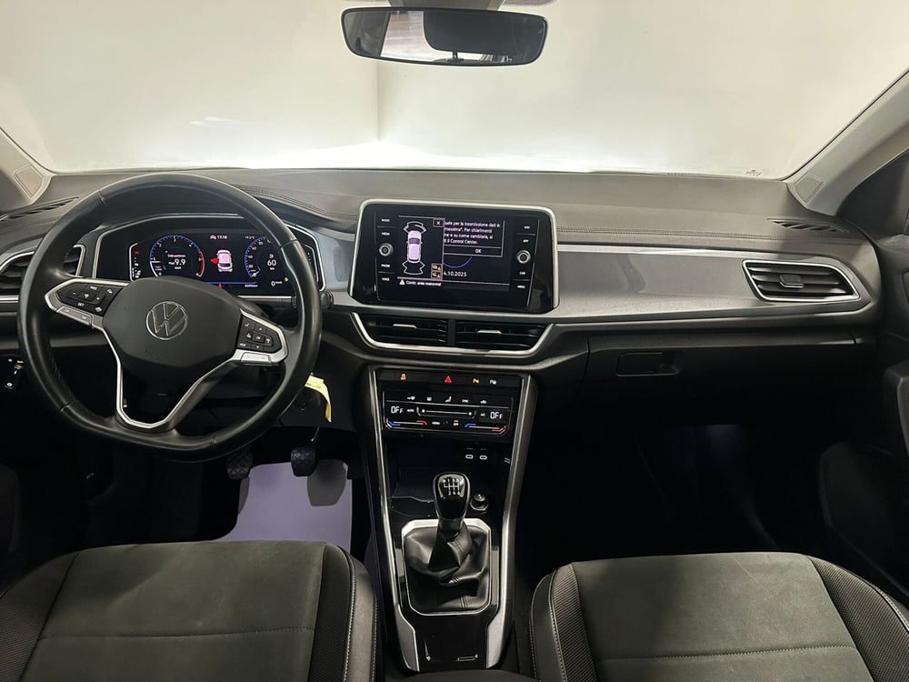 Volkswagen T-Roc usata a L'Aquila (13)