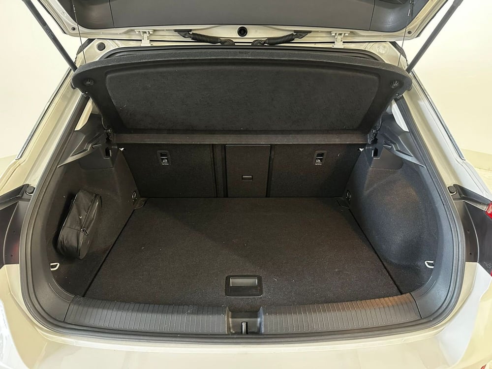 Volkswagen T-Roc usata a L'Aquila (7)