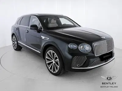 Bentley Bentayga 4.0 V8 Azure auto del 2025 usata a Milano