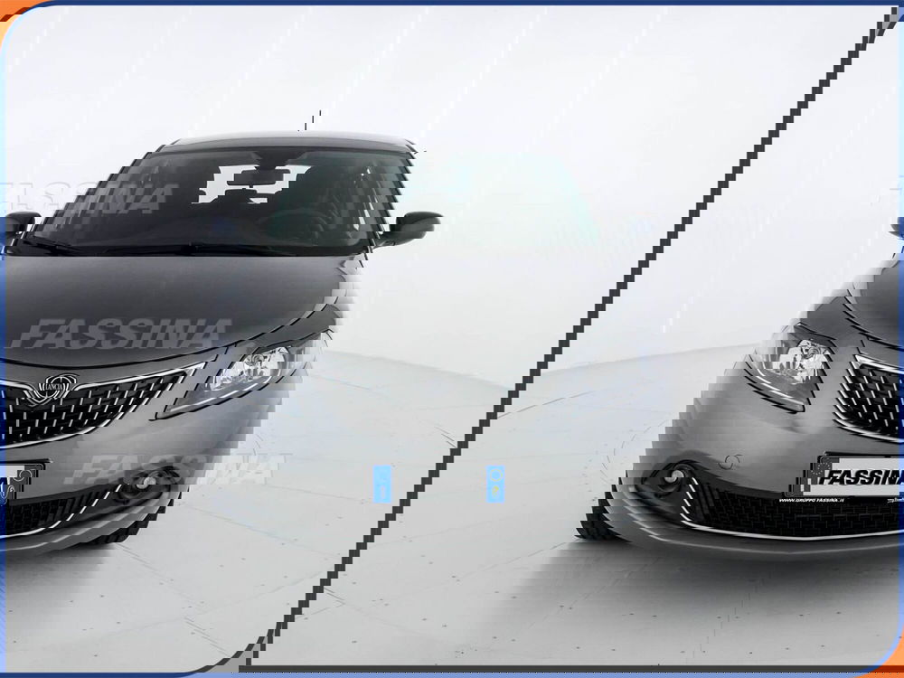 Lancia Ypsilon usata a Milano (2)