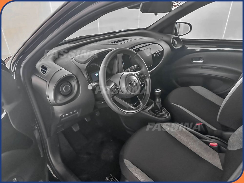 Toyota Aygo X nuova a Milano (9)