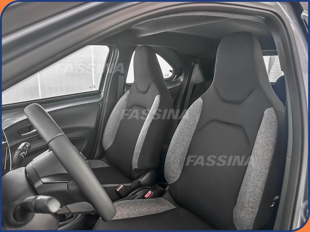 Toyota Aygo X nuova a Milano (8)