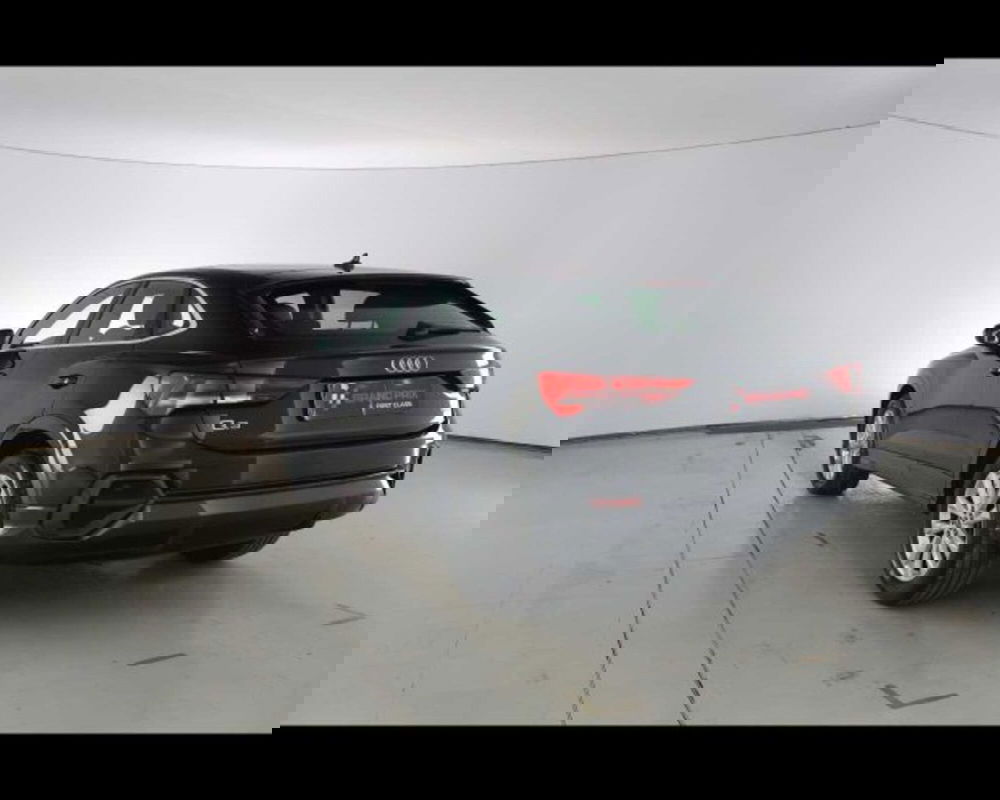 Audi Q3 Sportback usata a Bologna (7)