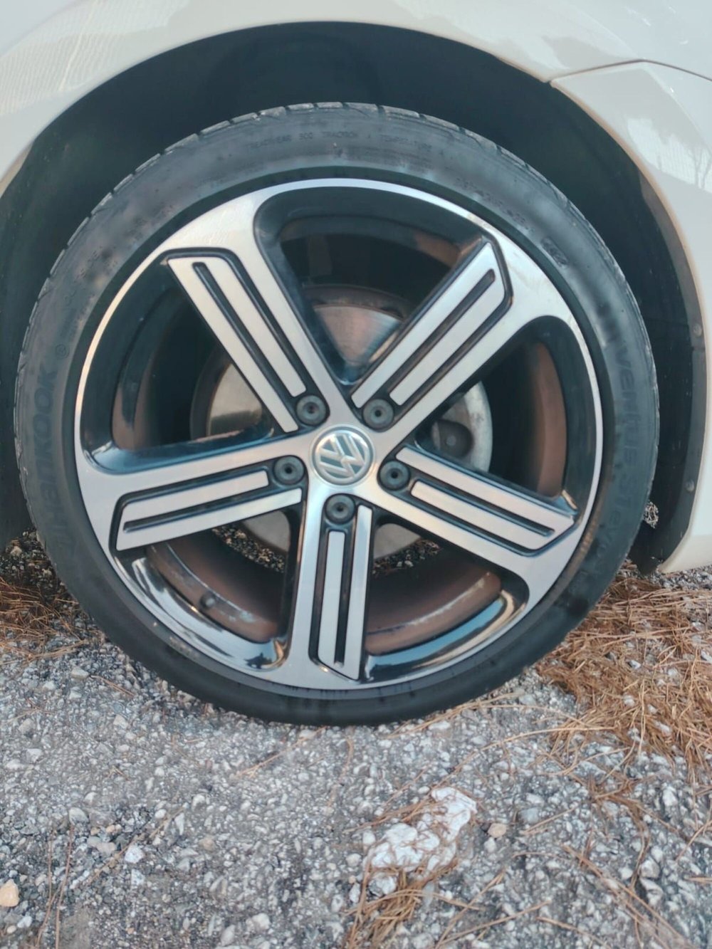 Volkswagen Golf usata a Massa-Carrara (13)