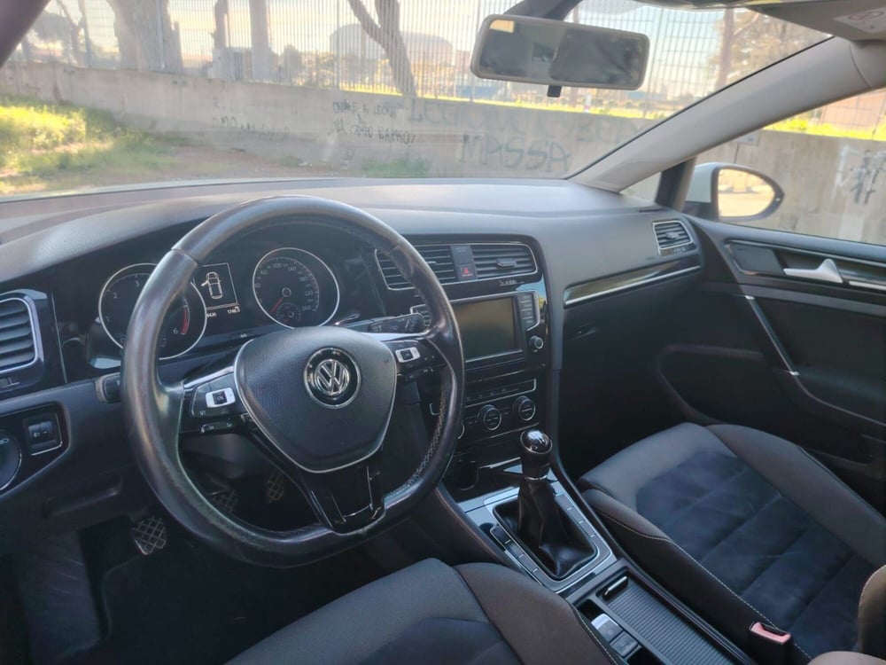 Volkswagen Golf usata a Massa-Carrara (17)