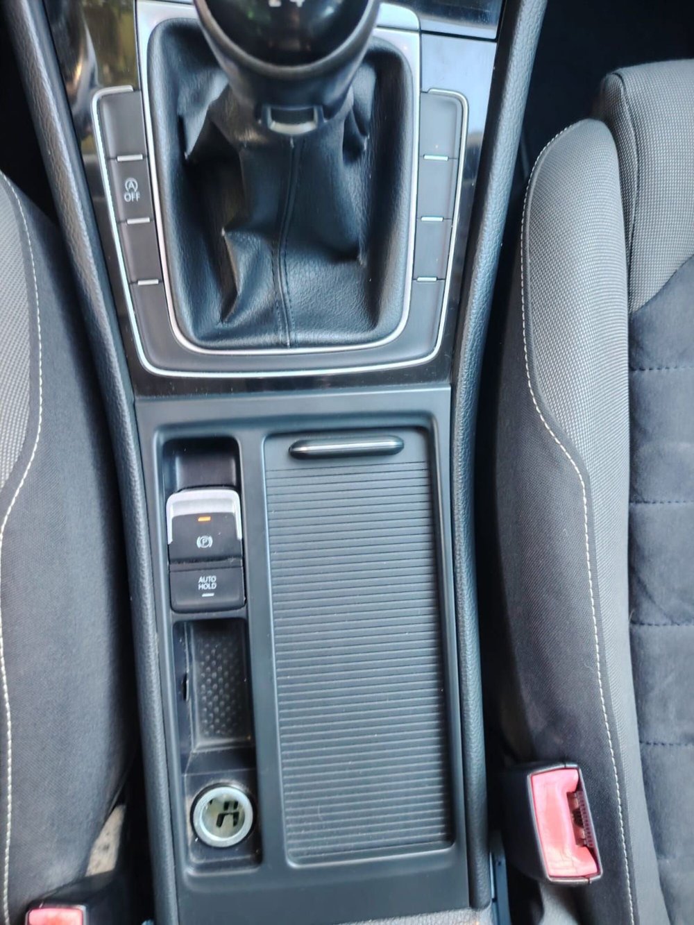 Volkswagen Golf usata a Massa-Carrara (18)