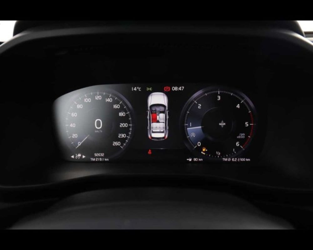 Volvo XC40 usata a Bologna (11)