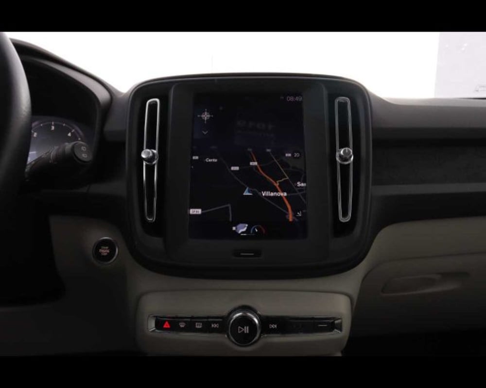 Volvo XC40 usata a Bologna (12)