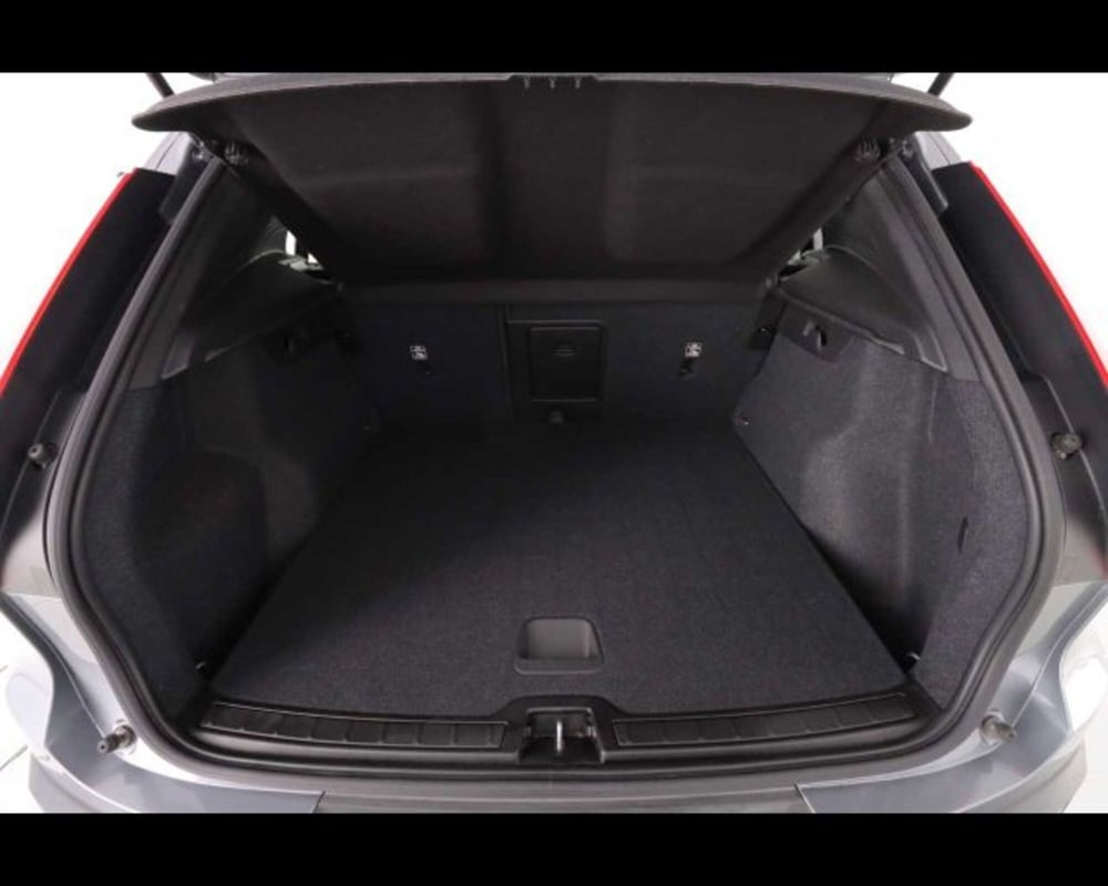Volvo XC40 usata a Bologna (16)