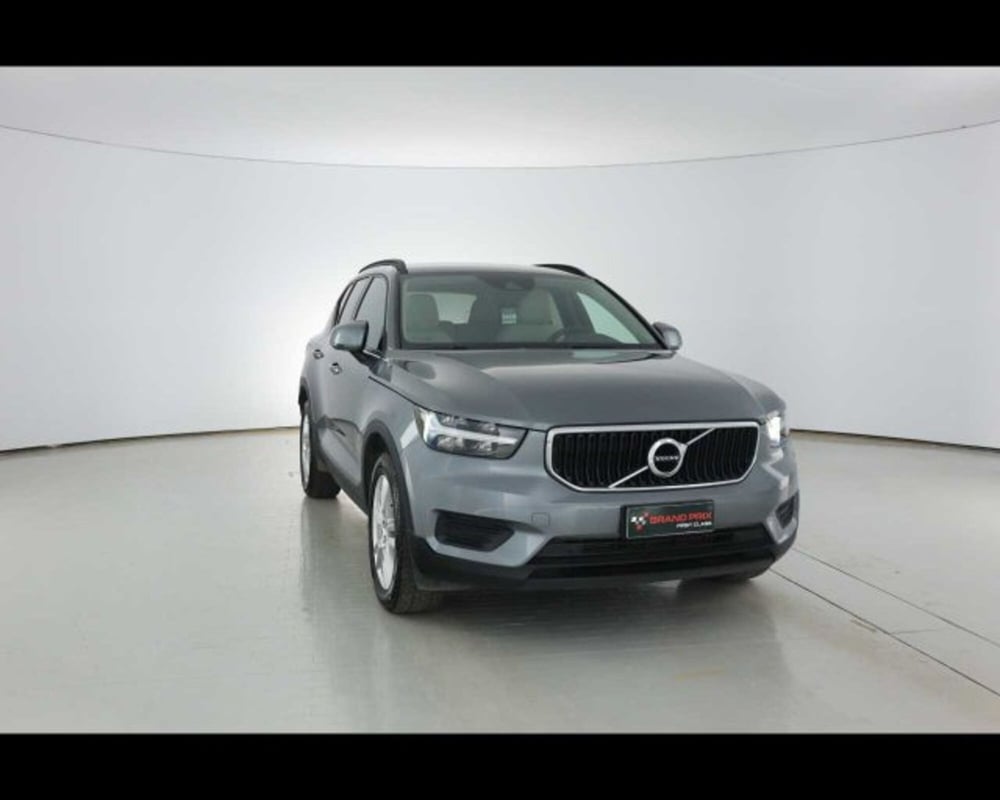 Volvo XC40 usata a Bologna (8)
