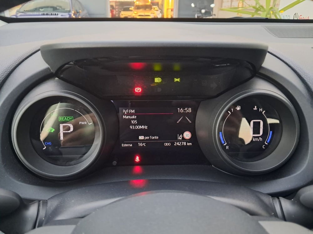 Toyota Yaris usata a Cagliari (19)
