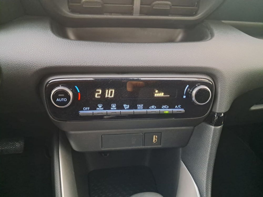 Toyota Yaris usata a Cagliari (20)