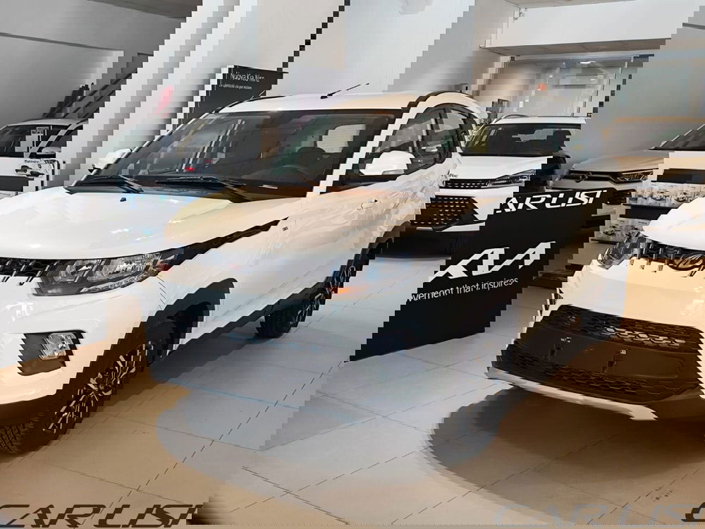 Mahindra KUV100 nuova a Foggia (2)